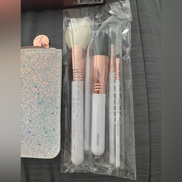 Sigma Holiday glam brush set - Picture 5 of 5